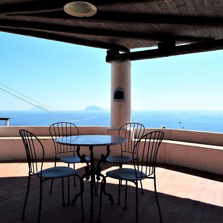 Case Al Mare - Terrazzi Panoramici E Ampio Giardino 산타마리나살리나 외부 사진