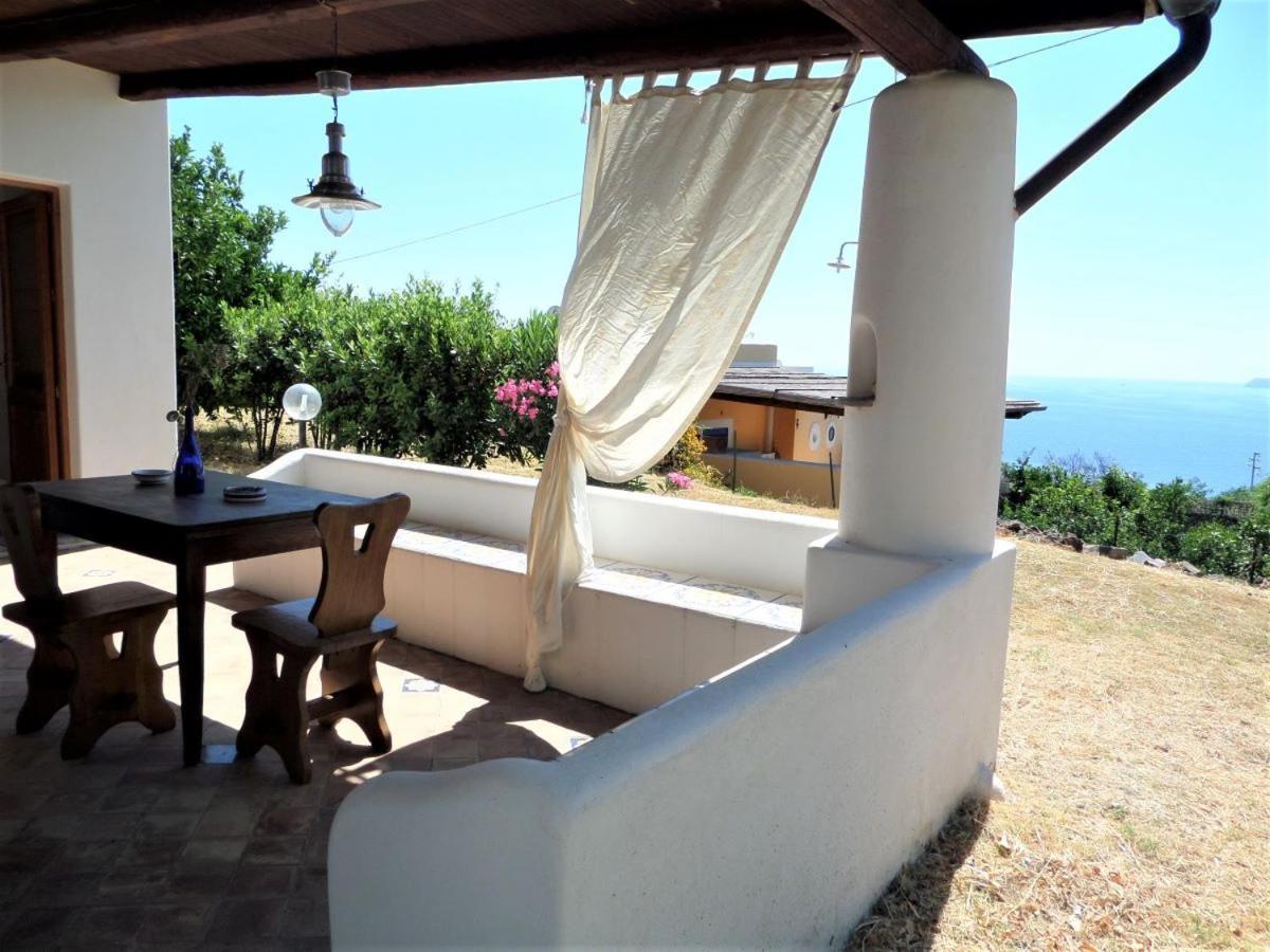 Case Al Mare - Terrazzi Panoramici E Ampio Giardino 산타마리나살리나 외부 사진